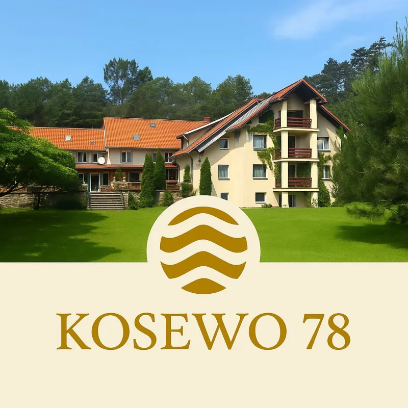 zdjęcie obiektu noclegowego wśród drzew